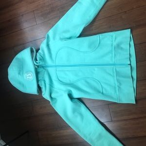 COPY - Lulu lemon sweater